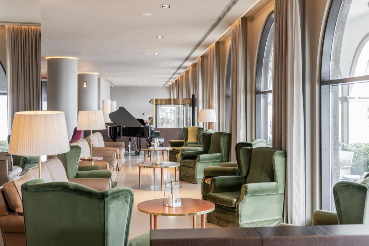 Grand Hotel Acores Atlantico Ponta Delgada  Ngoại thất bức ảnh The lounge at the airport