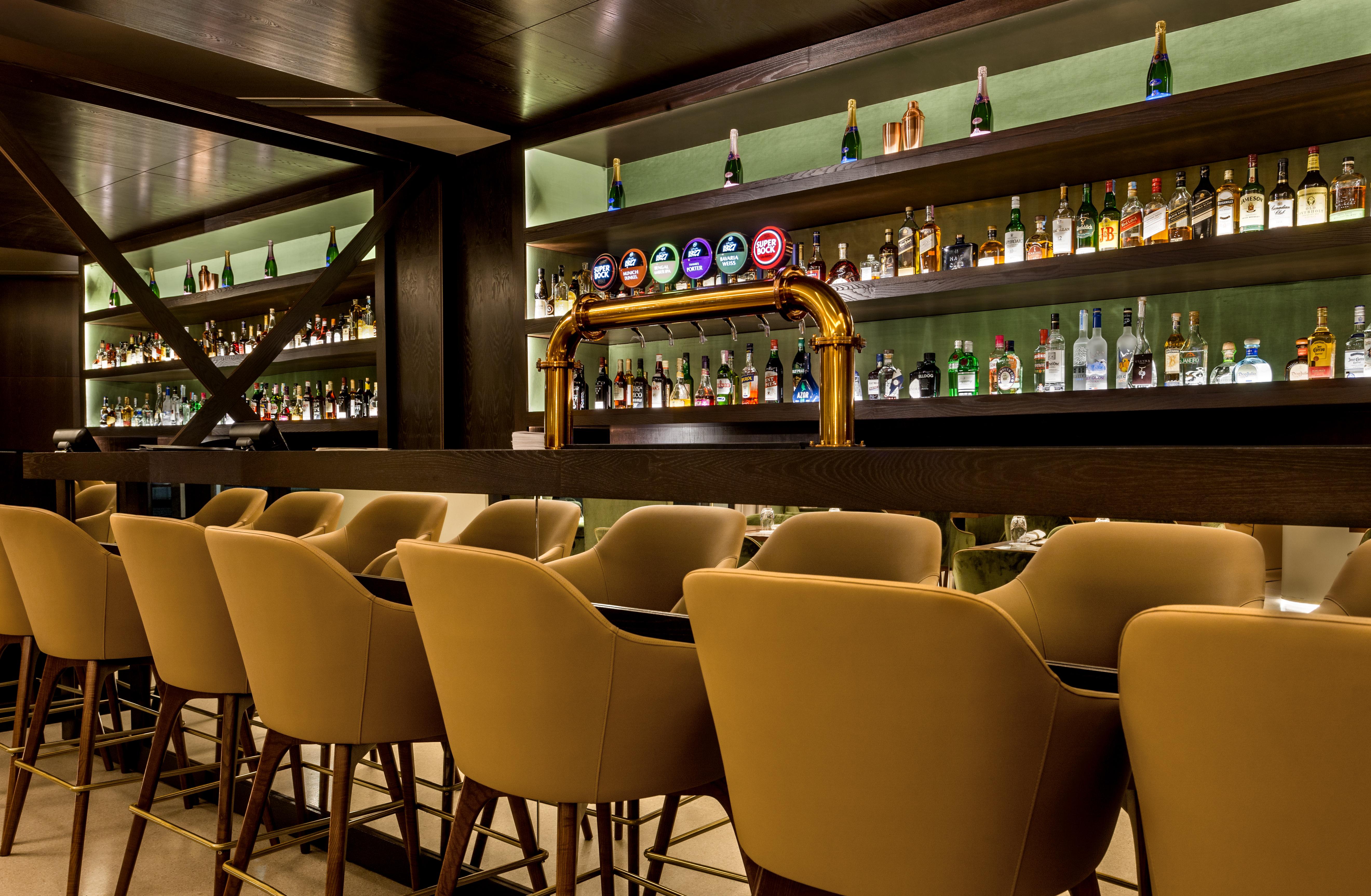 Grand Hotel Acores Atlantico Ponta Delgada  Ngoại thất bức ảnh The bar at the 101 bar